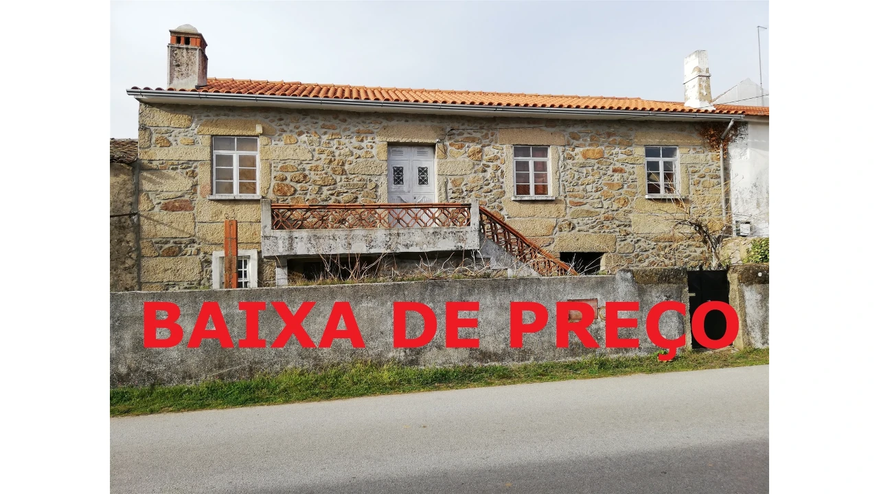 Moradia T0 para Venda em Sabugal e Aldeia de Santo António Foto 1