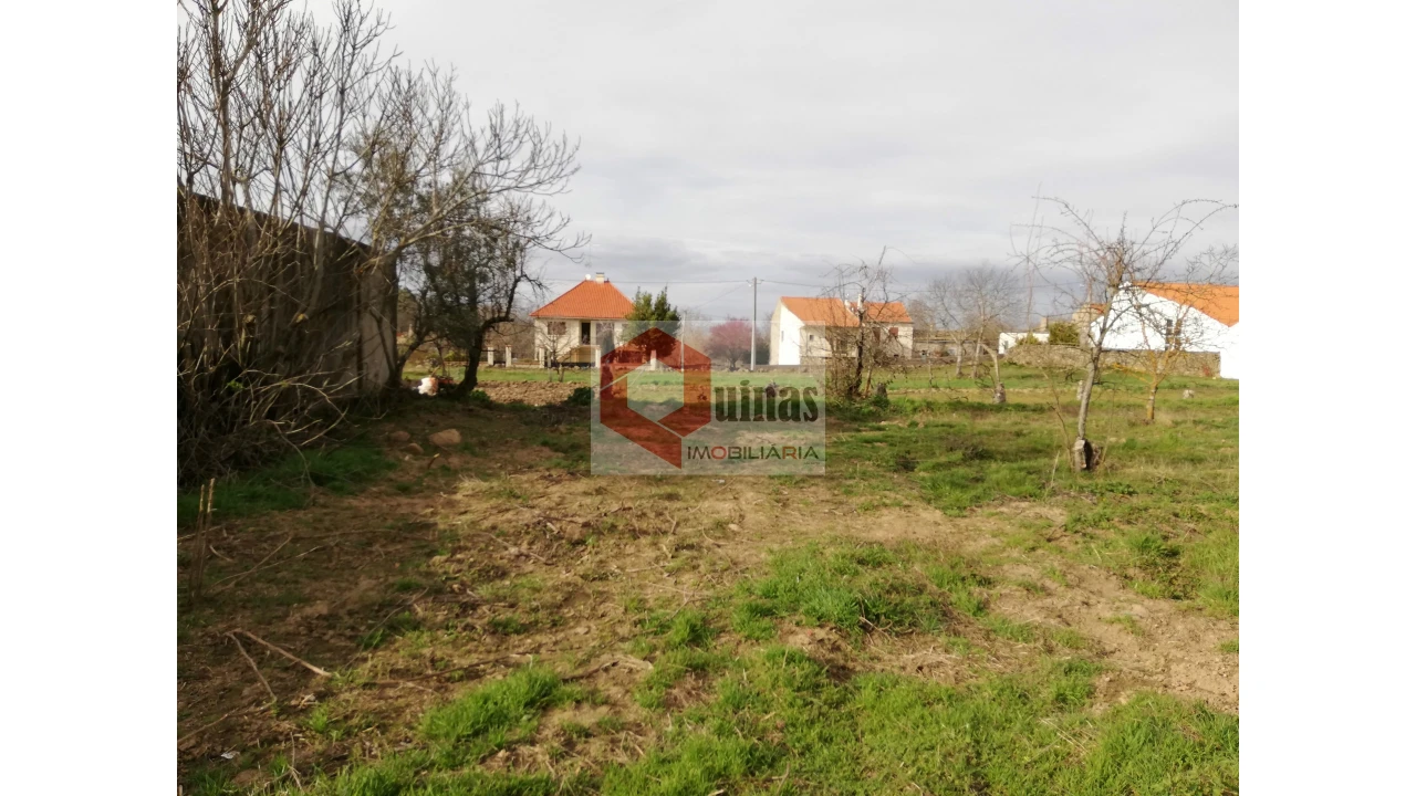 Moradia T0 para Venda em Sabugal e Aldeia de Santo António Foto 23