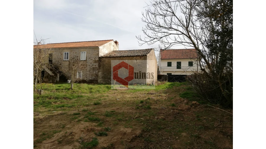 Moradia T0 para Venda em Sabugal e Aldeia de Santo António Foto 27