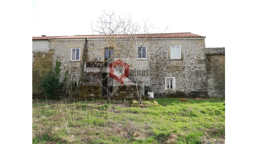 Moradia T0 para Venda em Sabugal e Aldeia de Santo António Foto 9