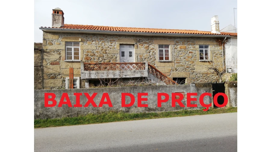 Moradia T0 para Venda em Sabugal e Aldeia de Santo António Foto 1