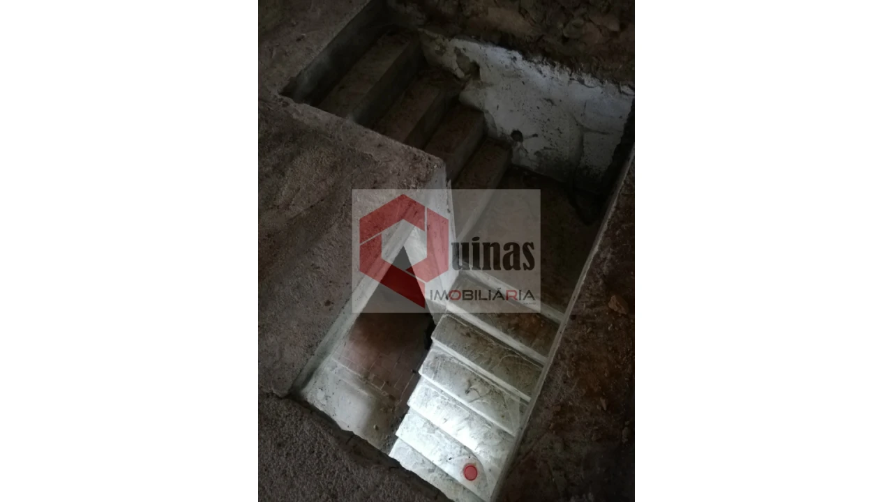 Moradia T0 para Venda em Sabugal e Aldeia de Santo António Foto 13