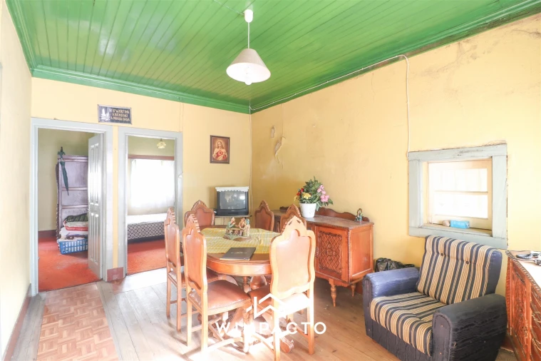 Moradia T4 para Venda em Nelas Foto 2