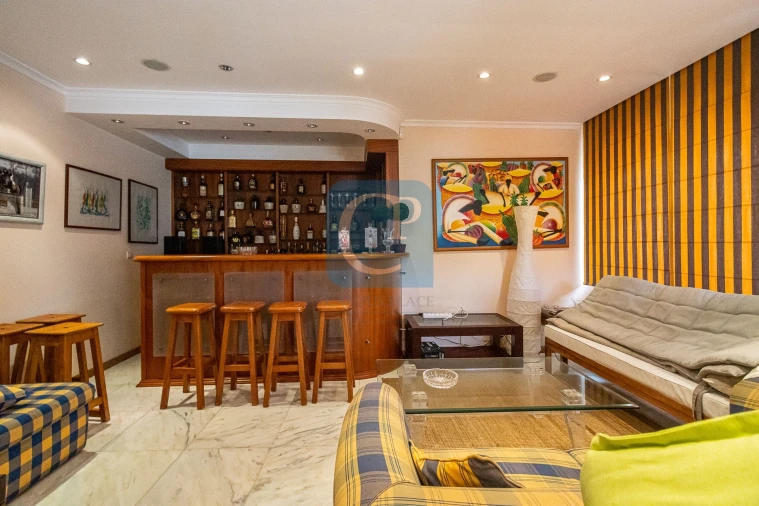 Moradia T6 para Venda em Arcozelo Foto 43