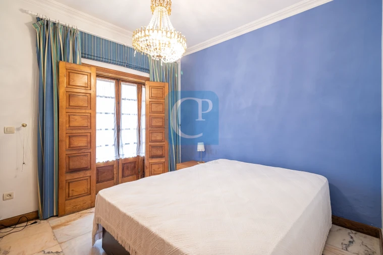 Moradia T6 para Venda em Arcozelo Foto 10