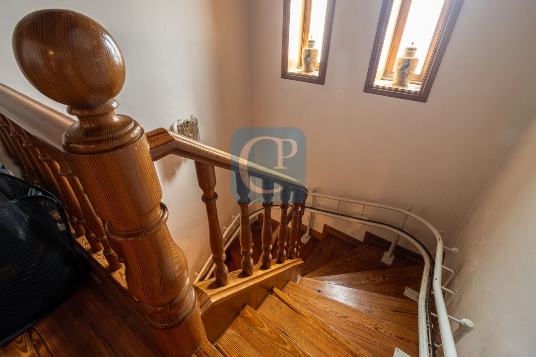 Moradia T6 para Venda em Arcozelo Foto 14