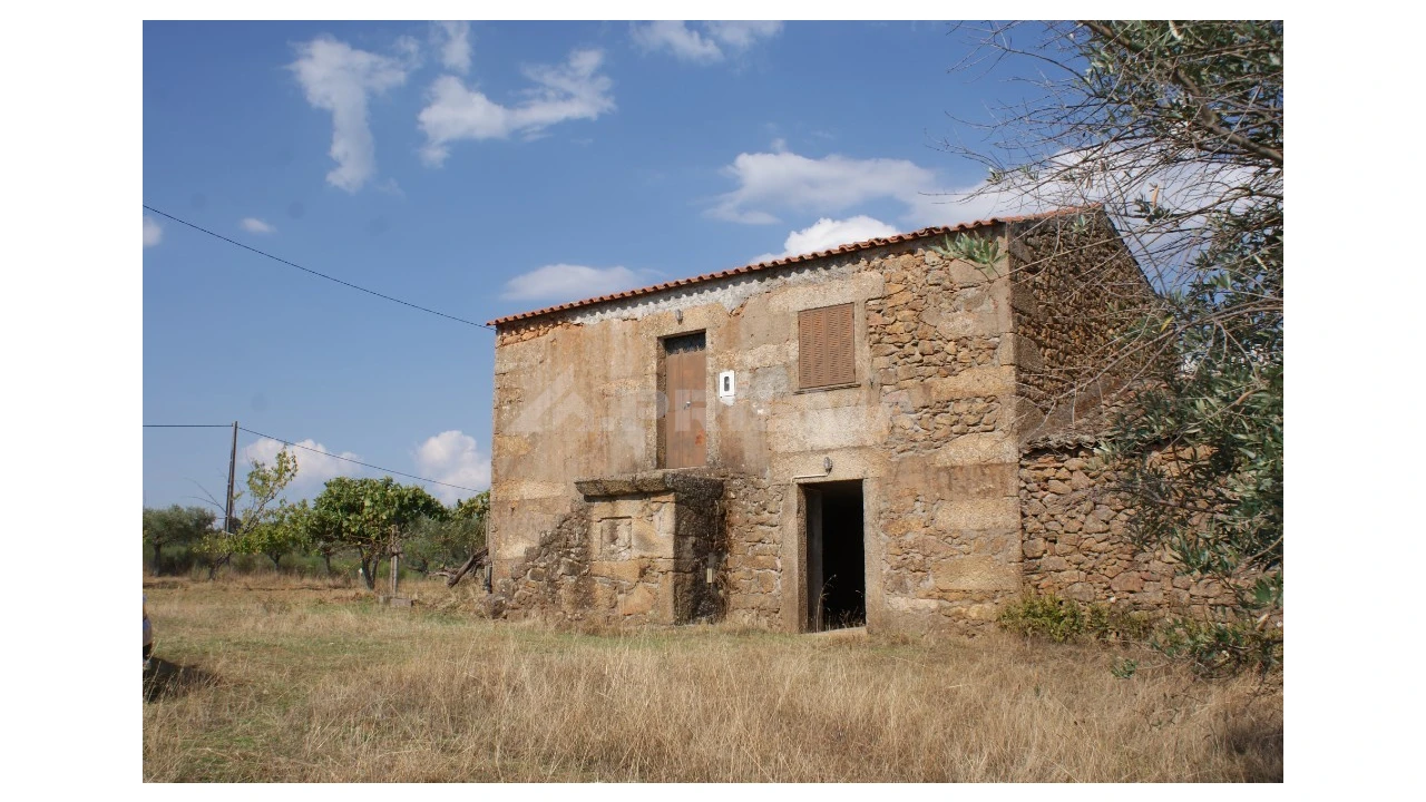 Quinta para Venda em Vale de Prazeres e Mata da Rainha Foto 1