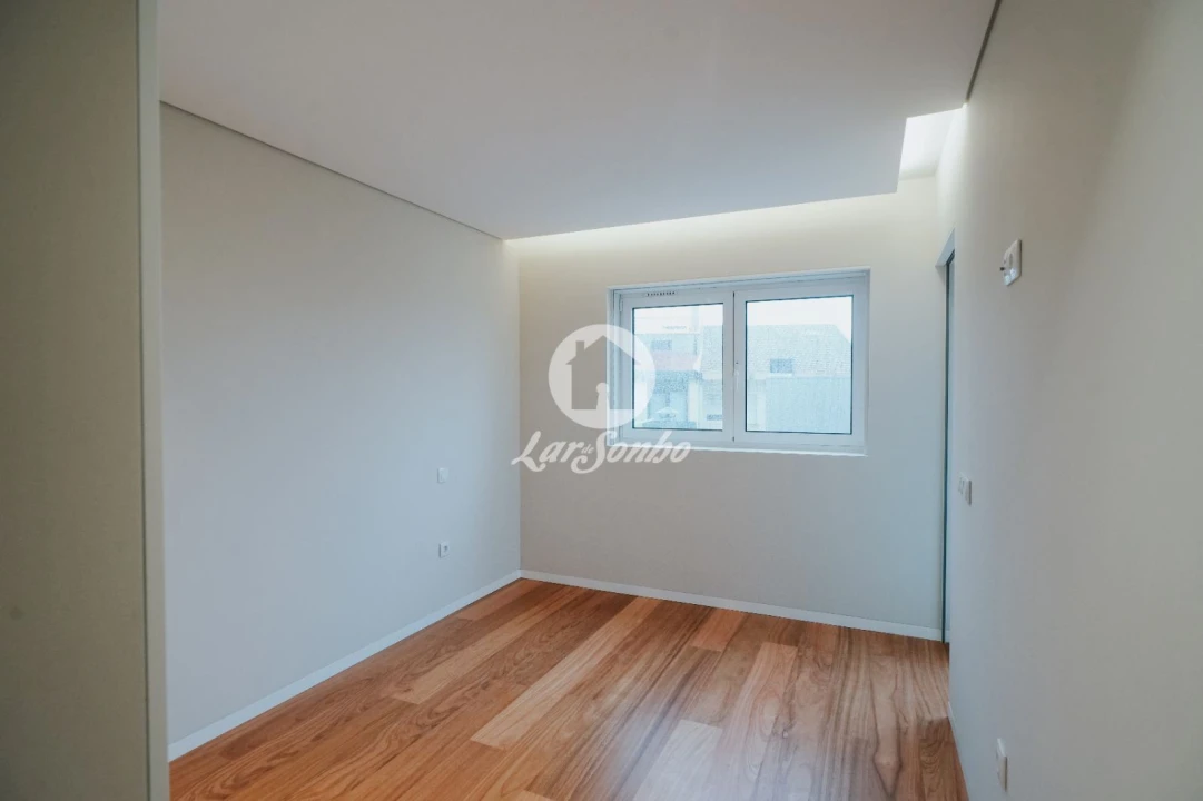 Apartamento T3 para Venda em Póvoa de Varzim, Beiriz e Argivai Foto 9