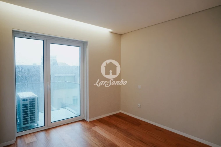 Apartamento T3 para Venda em Póvoa de Varzim, Beiriz e Argivai Foto 5