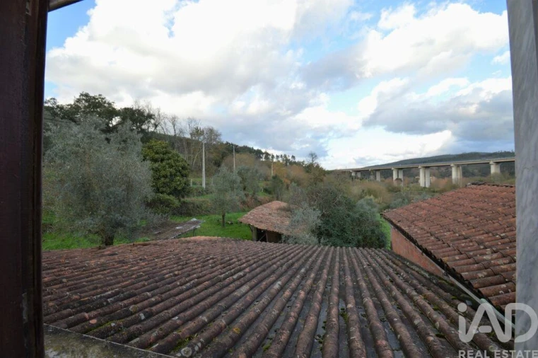 Moradia T3 para Venda em São Miguel, Santa Eufémia e Rabaçal Foto 9