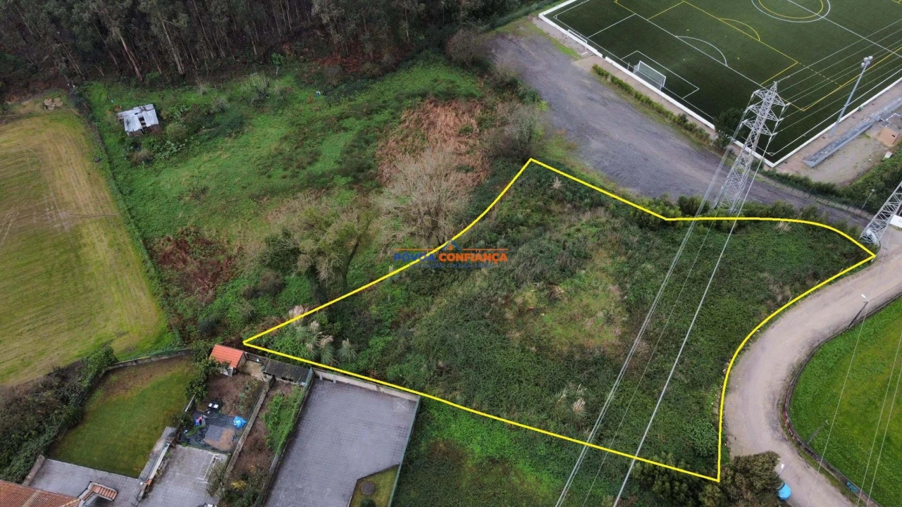 Terreno para Venda em Vila do Conde Foto 1
