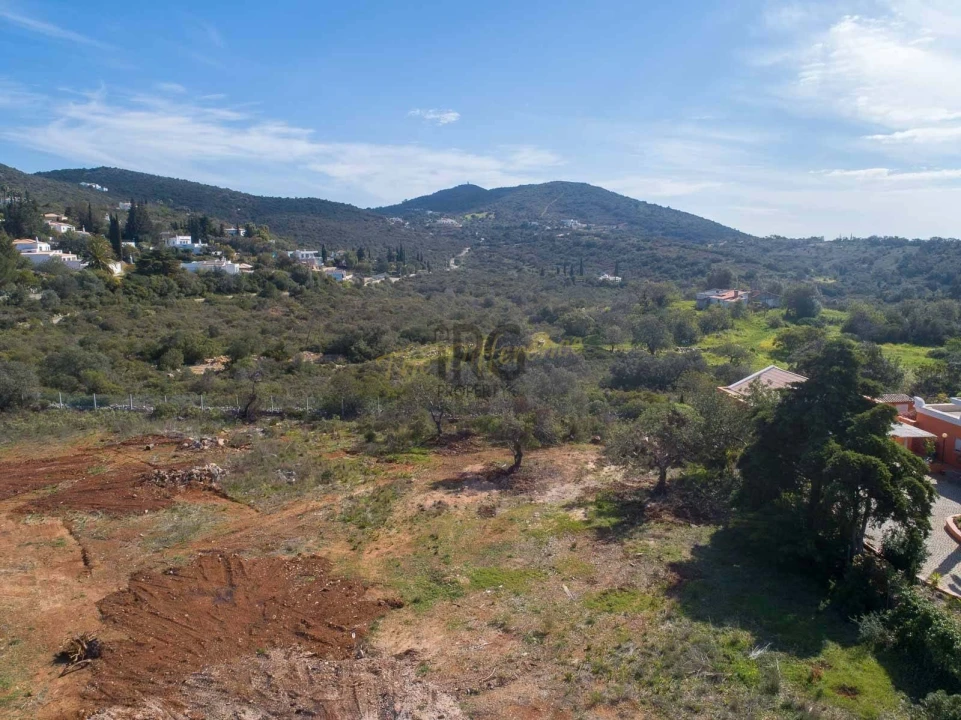 Terreno para Venda em Santa Barbara de Nexe Foto 11