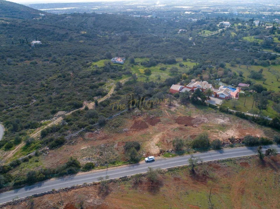 Terreno para Venda em Santa Barbara de Nexe Foto 15