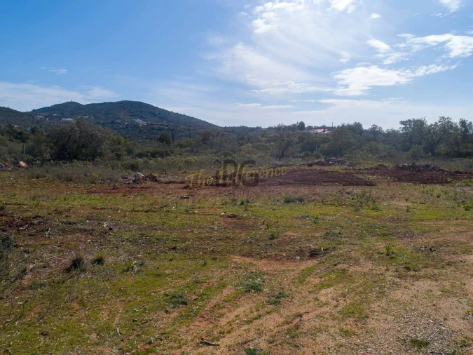 Terreno para Venda em Santa Barbara de Nexe Foto 9