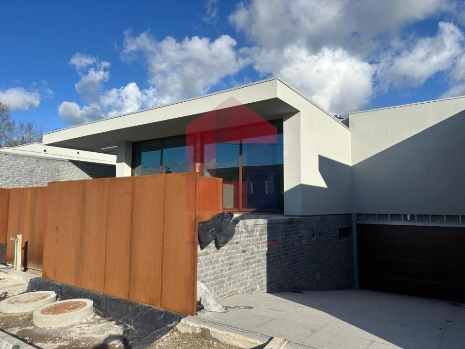 Moradia T3 para Venda em Palmeira Foto 33