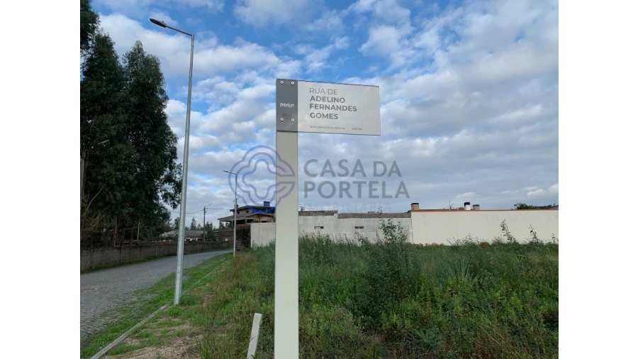 Terreno para Venda em Nogueira e Silva Escura