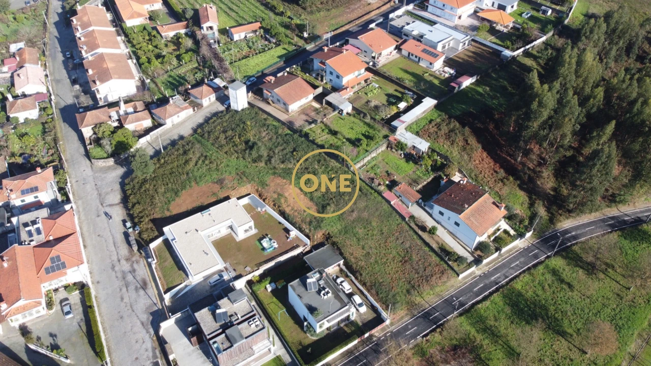 Terreno para Venda em Lamelas e Guimarei Foto 27