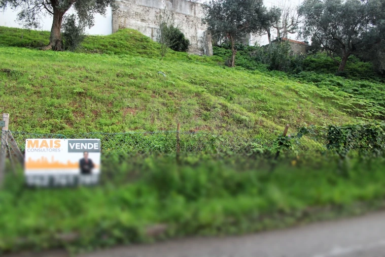 Terreno para Venda em Alverca do Ribatejo e Sobralinho Foto 2