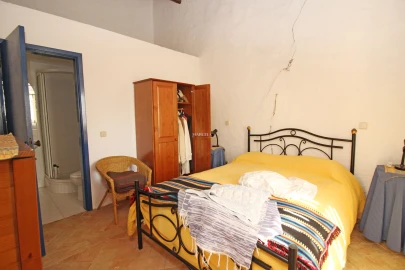 Moradia T4 para Venda em Lagos (São Sebastião e Santa Maria)