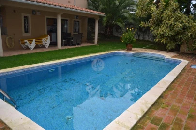 Moradia T3 para Venda em Lagos (São Sebastião e Santa Maria)