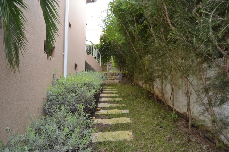 Moradia T3 para Venda em Lagos (São Sebastião e Santa Maria) Foto 41