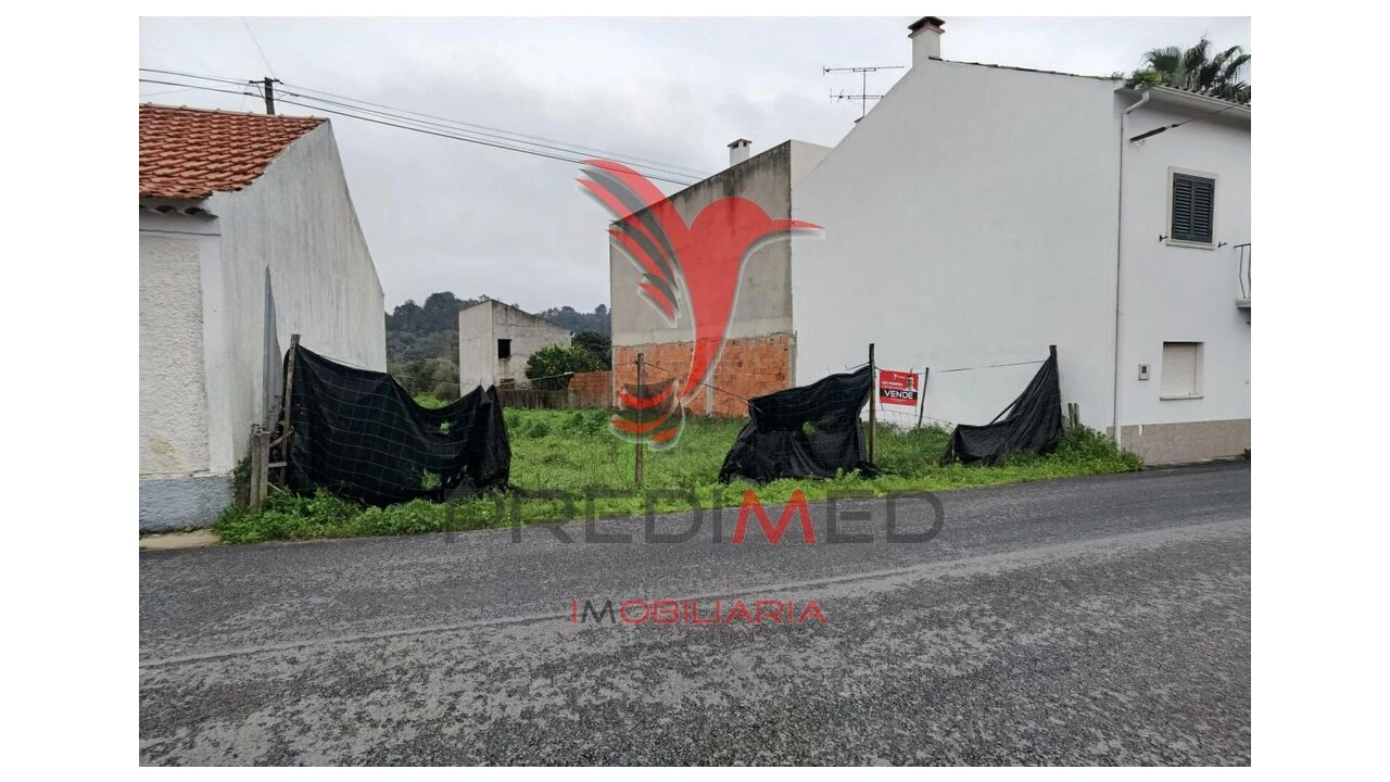 Terreno para Venda em Arneiro das Milhariças Foto 1