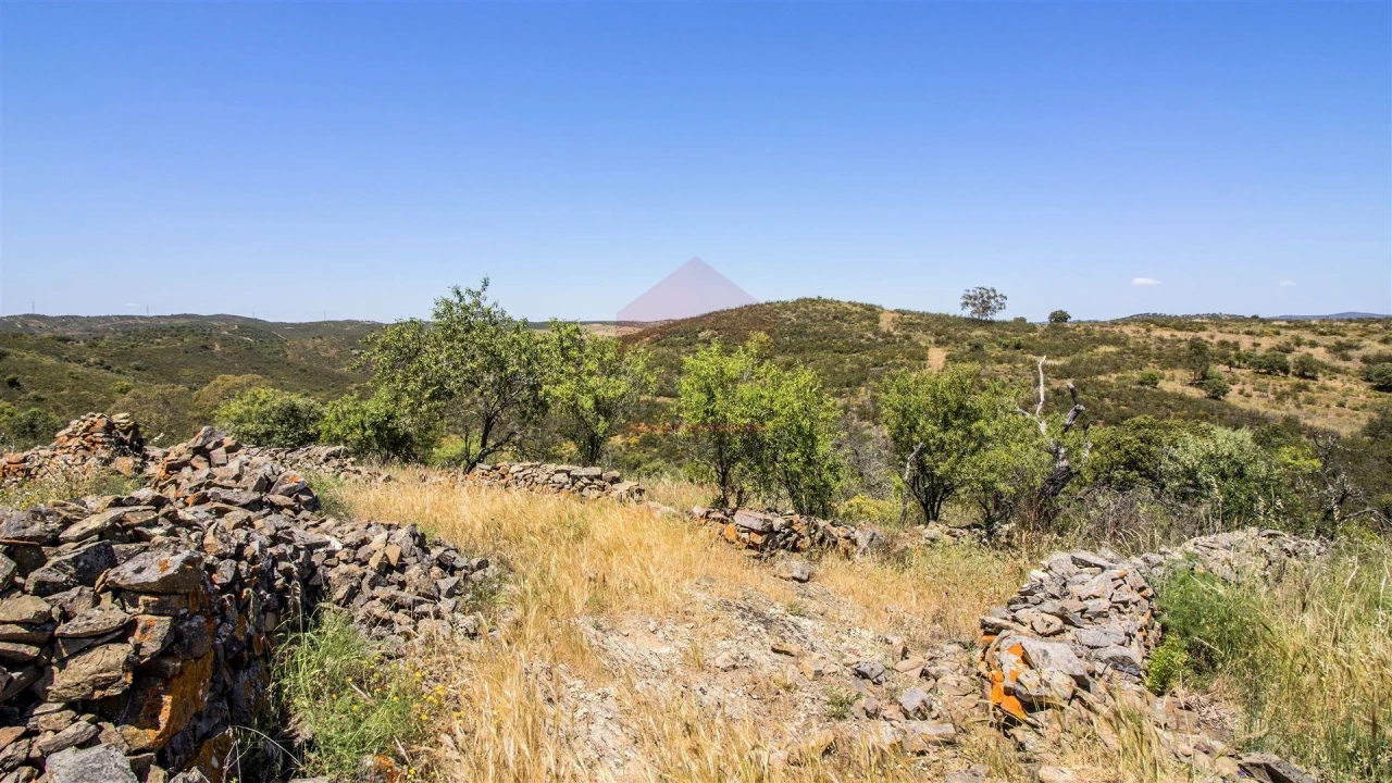 Terreno Agricola ou Rústico para Venda em Alcoutim e Pereiro Foto 1