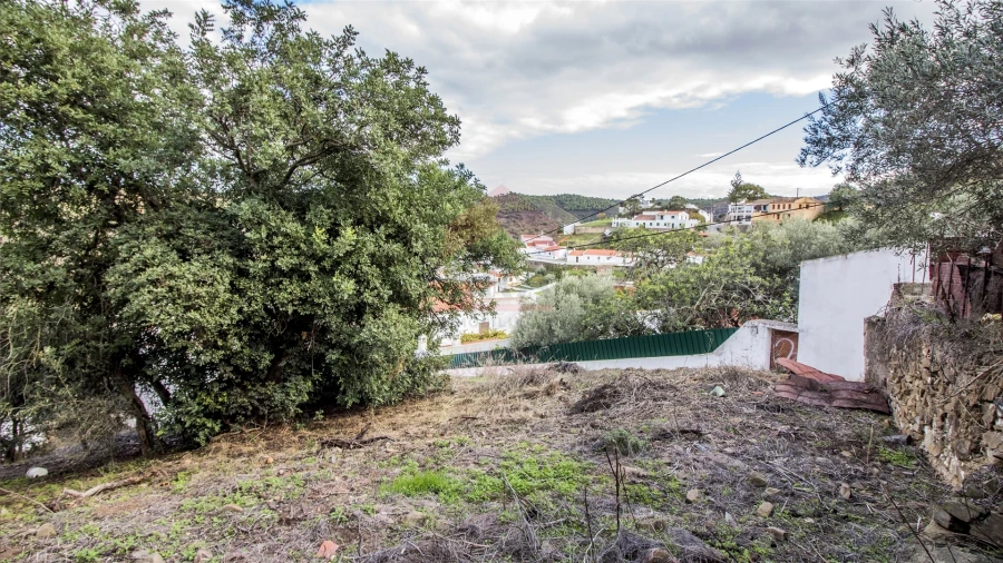 Moradia T0 para Venda em Odeleite Foto 1