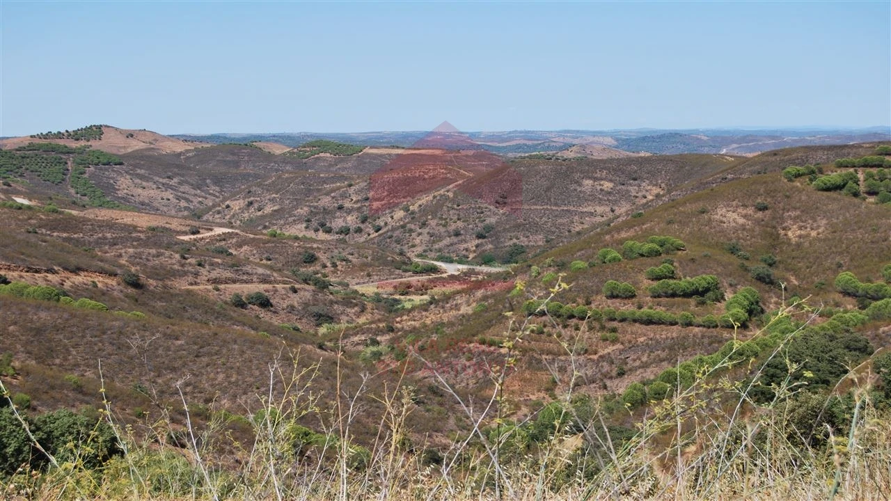 Moradia T2 para Venda em Vaqueiros Foto 4