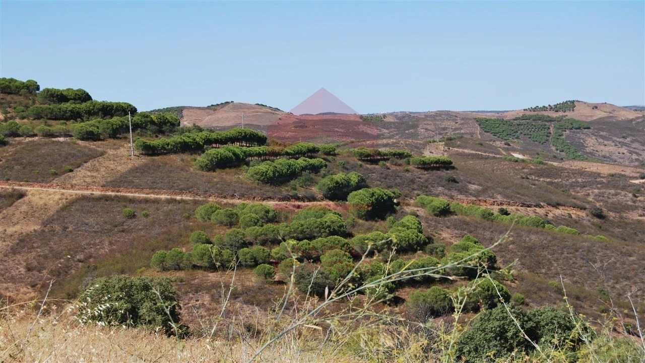 Moradia T2 para Venda em Vaqueiros Foto 6