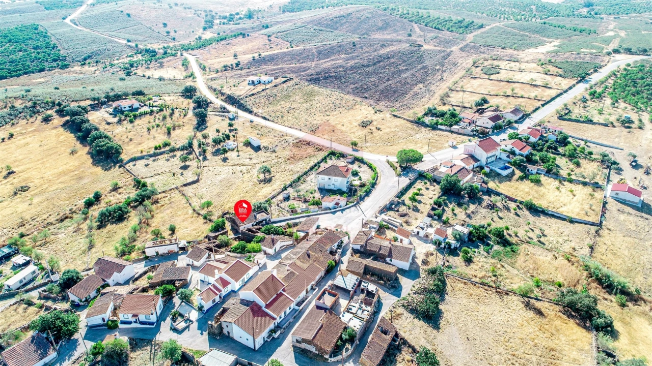 Moradia T1 para Venda em Alcoutim e Pereiro Foto 5