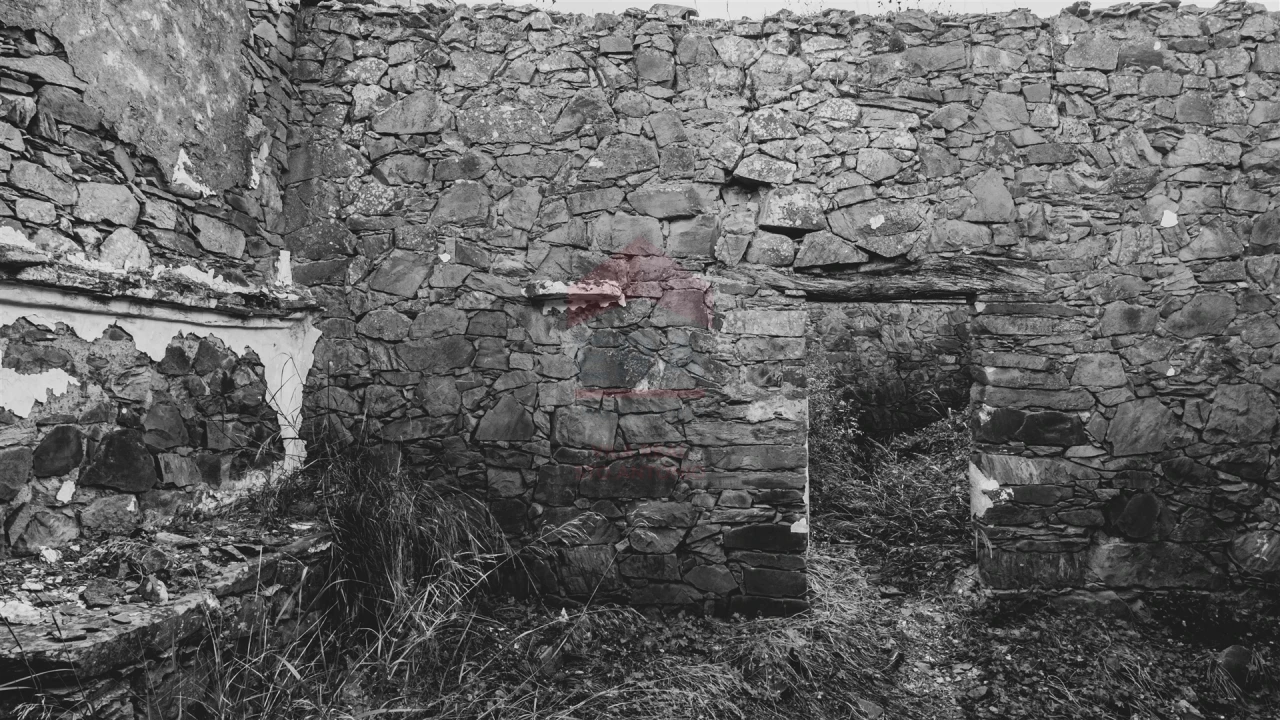 Moradia T0 para Venda em Alcoutim e Pereiro Foto 3