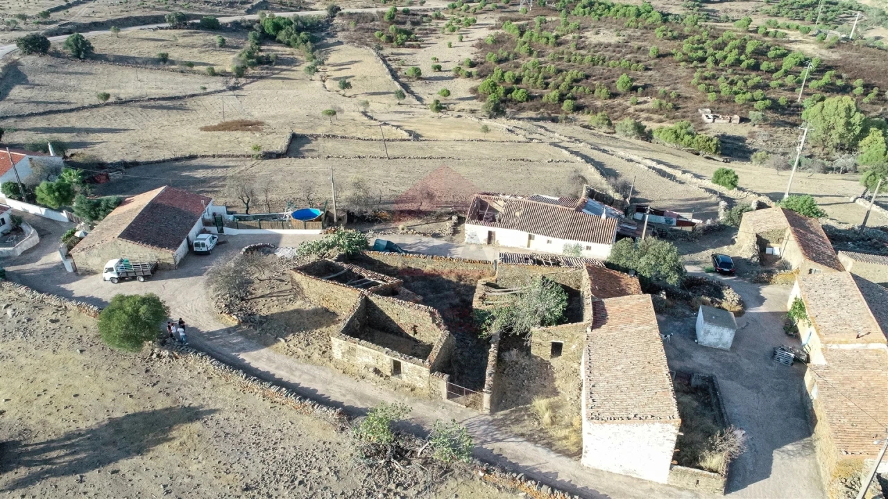 Terreno Misto para Venda em Alcoutim e Pereiro Foto 8