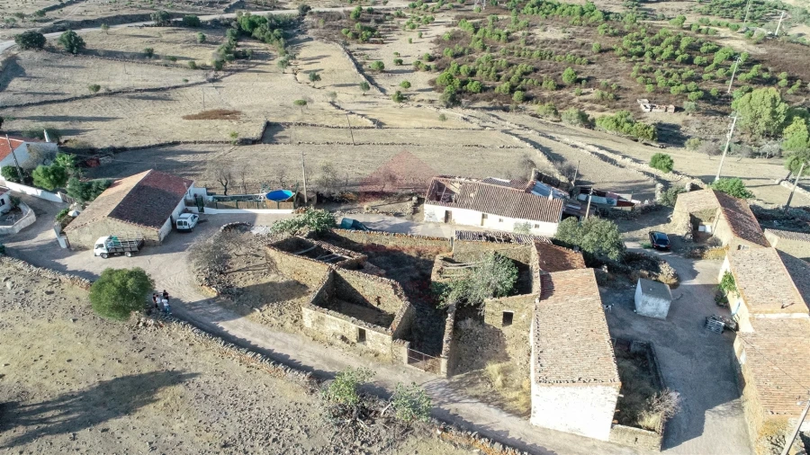 Terreno Misto para Venda em Alcoutim e Pereiro Foto 8