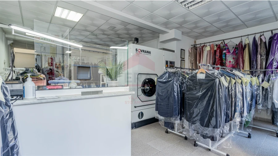 Loja para Venda em Vila Real de Santo Antonio Foto 4