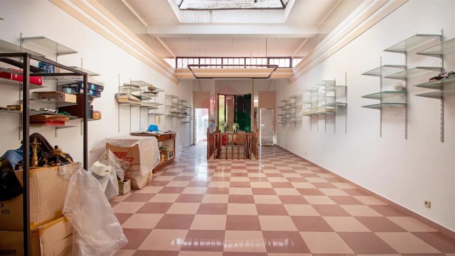 Loja para Venda em Vila Real de Santo Antonio Foto 8