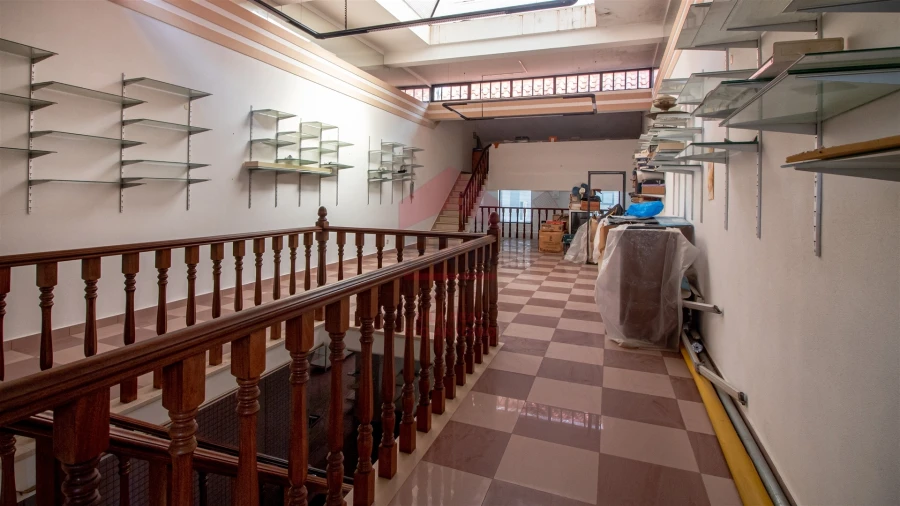 Loja para Venda em Vila Real de Santo Antonio Foto 7