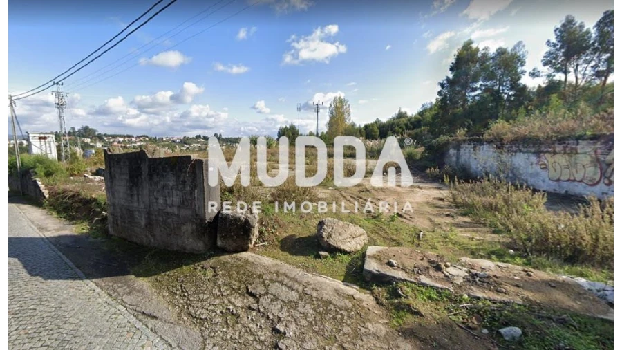 Terreno para Venda em Vilar de Andorinho Foto 2
