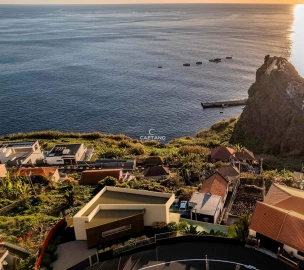 Moradia T3 para Venda em Ribeira Brava