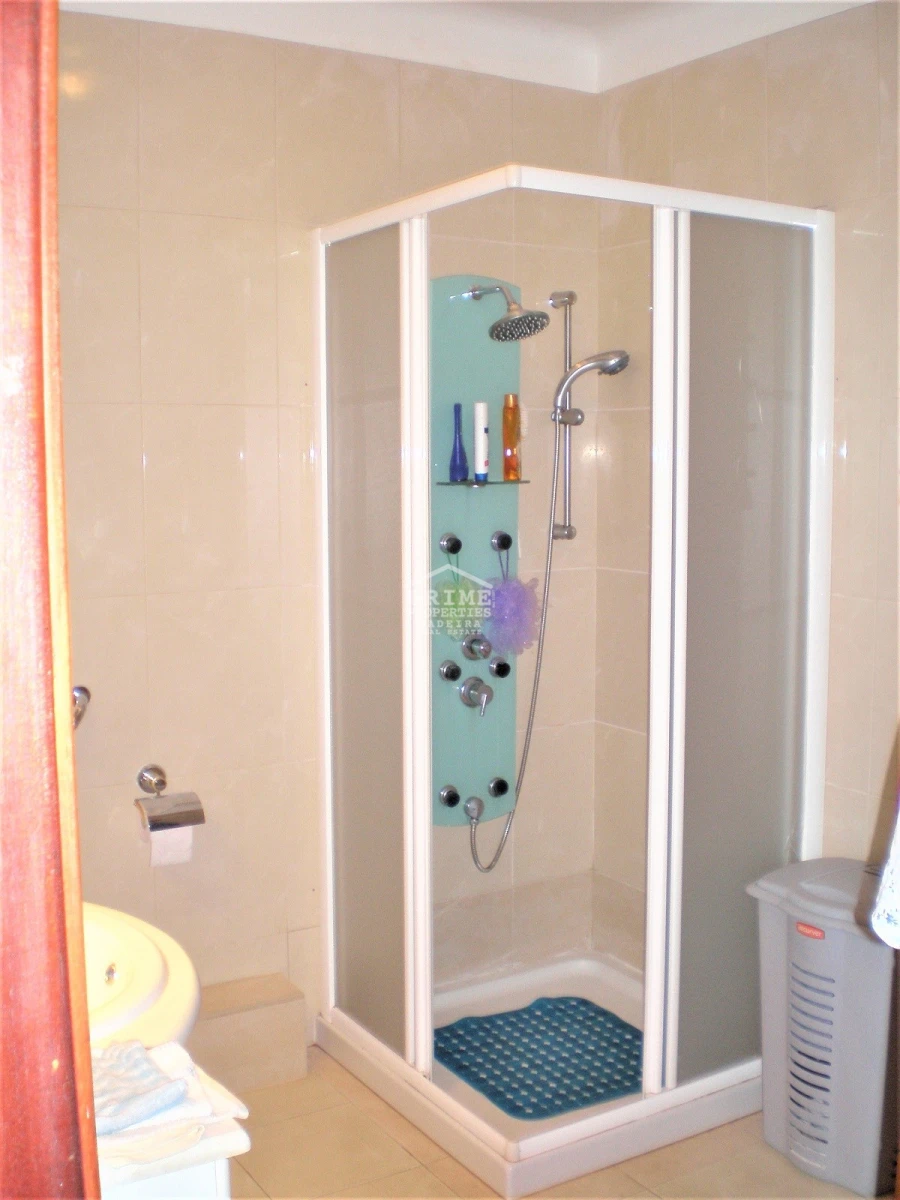 Apartamento T3 para Venda em Caniço Foto 21