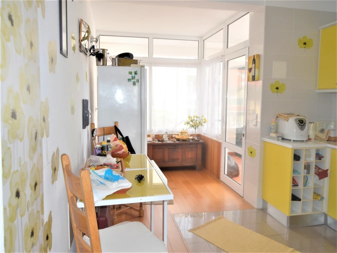 Apartamento T3 para Venda em Caniço Foto 9