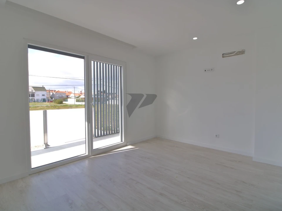 Moradia T3 para Venda em Quinta do Conde Foto 29