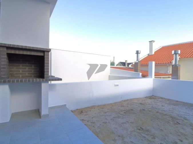 Moradia T3 para Venda em Quinta do Conde Foto 5