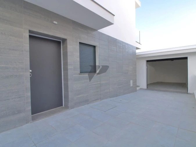 Moradia T3 para Venda em Quinta do Conde Foto 3