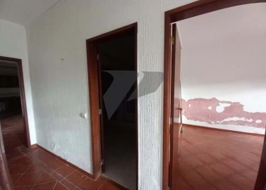Moradia T3 para Venda em São Francisco
