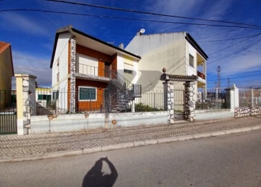 Moradia T3 para Venda em São Francisco