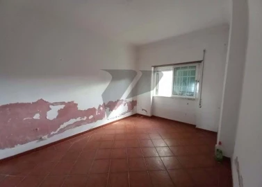 Moradia T3 para Venda em São Francisco