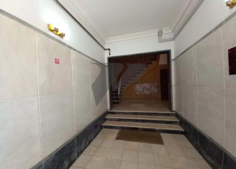 Apartamento T4 para Venda em Laranjeiro e Feijó Foto 2