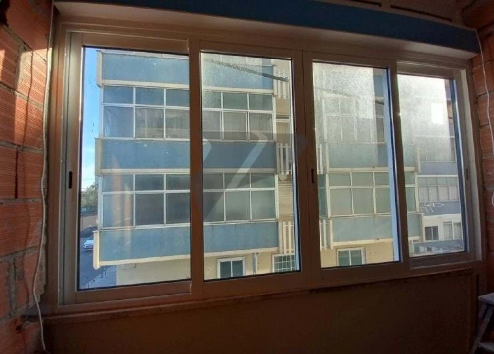 Apartamento T4 para Venda em Laranjeiro e Feijó Foto 16