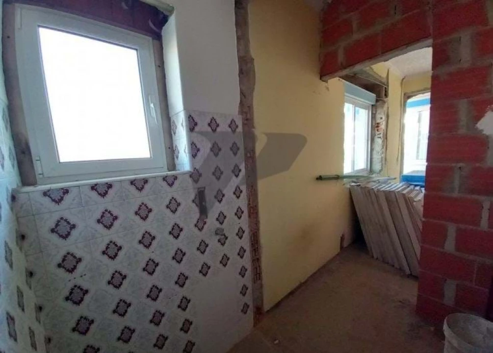 Apartamento T4 para Venda em Laranjeiro e Feijó Foto 13